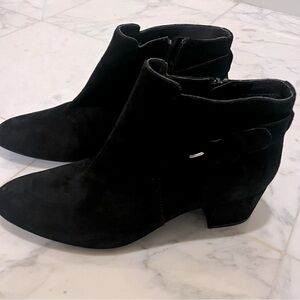 EUC Abeo BioSystem Leya Suede Bootie